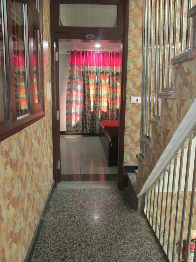 Hotel Silk Haldwāni 外观 照片